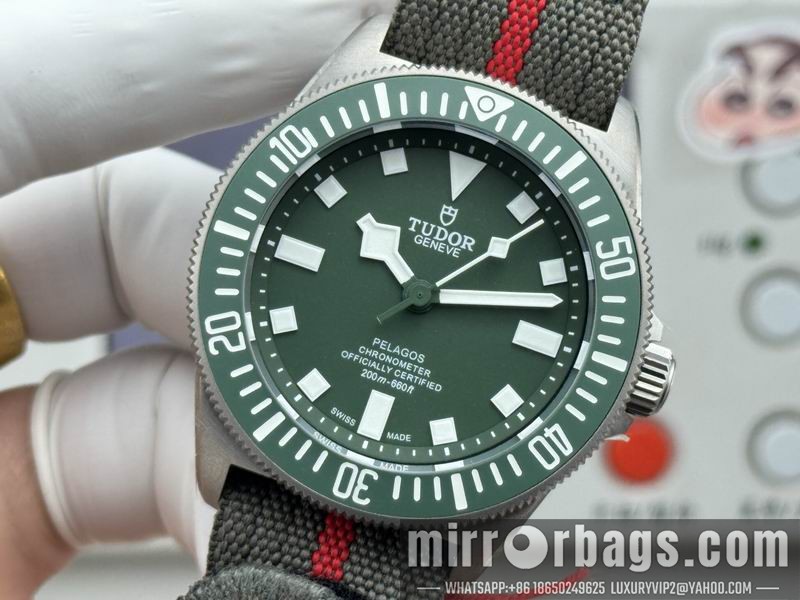 Replica Tudor 42mm 040911 Watch