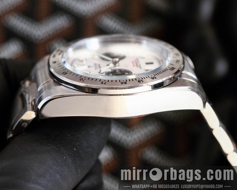 Replica Tudor 42mm 081723 Watch