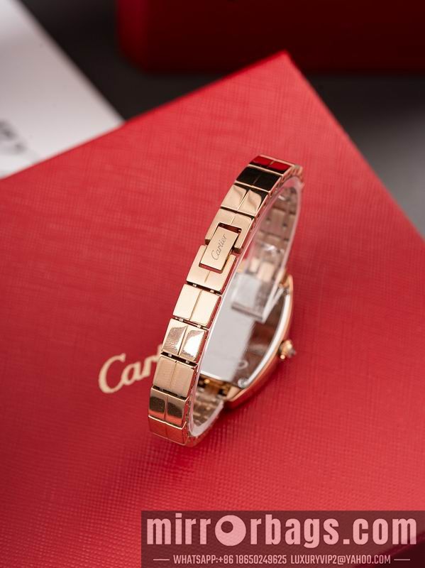 Replica Cartier 23X30mm 040917 Watch