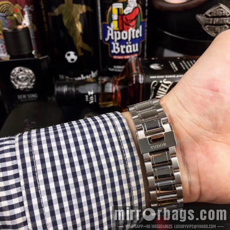 Replica Tudor 42mm 9nbz50 Watch