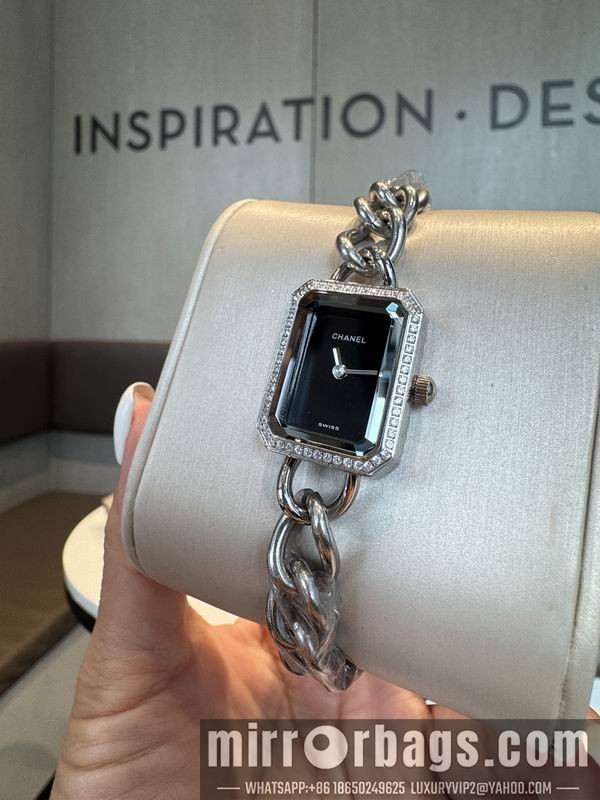 Replica Chanel 21X26mm 101502 Watch