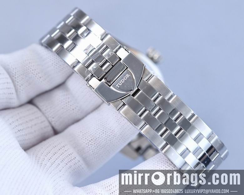 Replica Tudor men 40X11mm M20 Watch