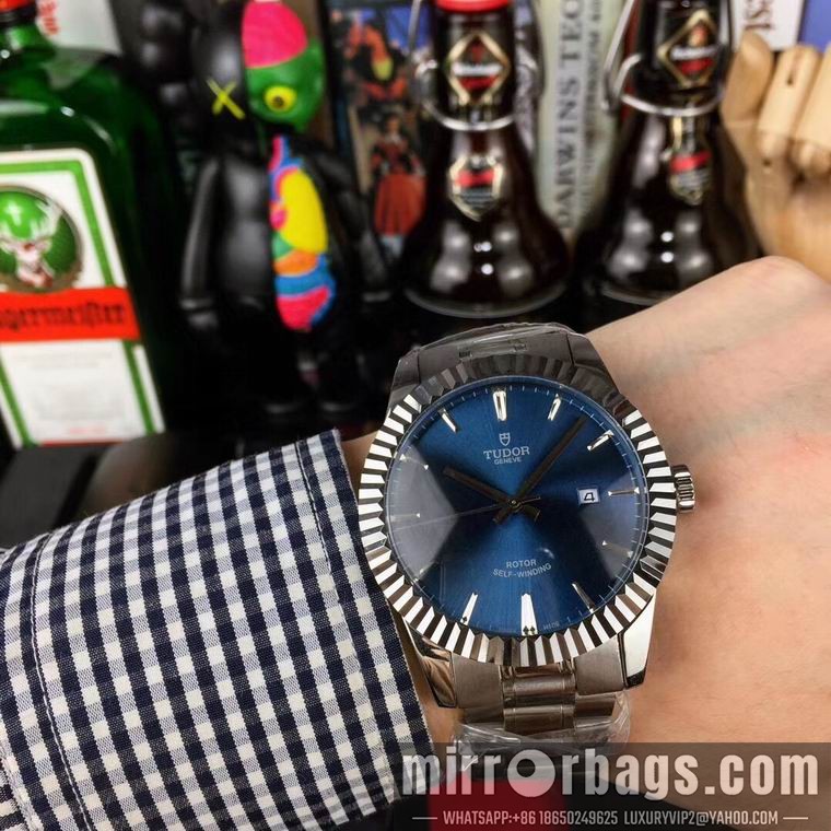 Replica Tudor men 40mm M03 Watch