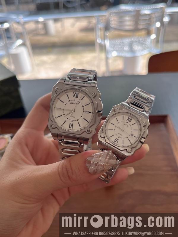 Replica Gucci man36mm woman30mm 071010 Watch