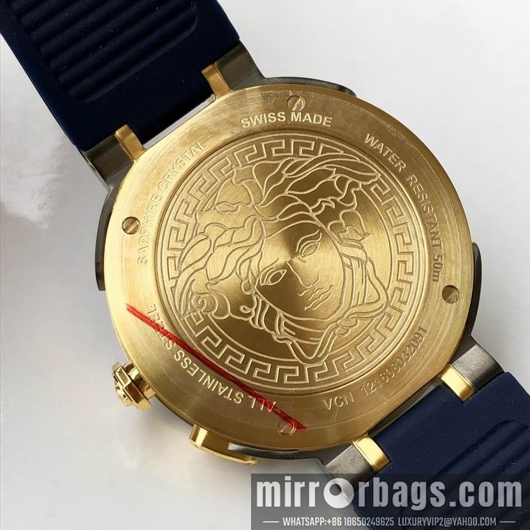 Replica Versace men 44mm M05 Watch