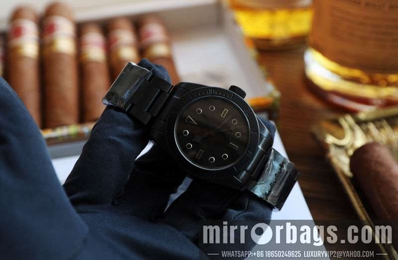 Replica Tudor 42mm 071402 Watch