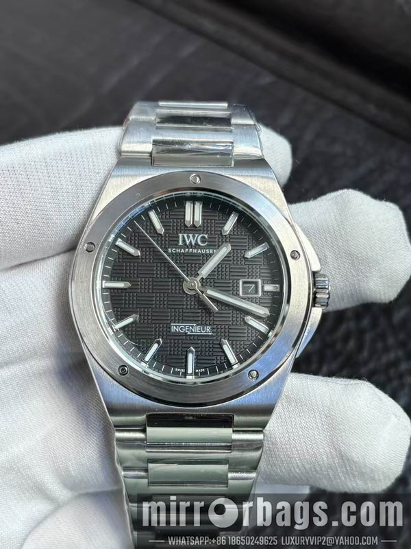 Replica IWC 40mm 082247 Watch