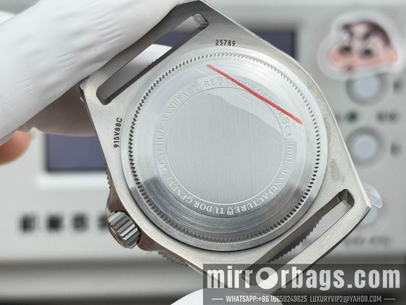 Replica Tudor 42mm 040910 Watch