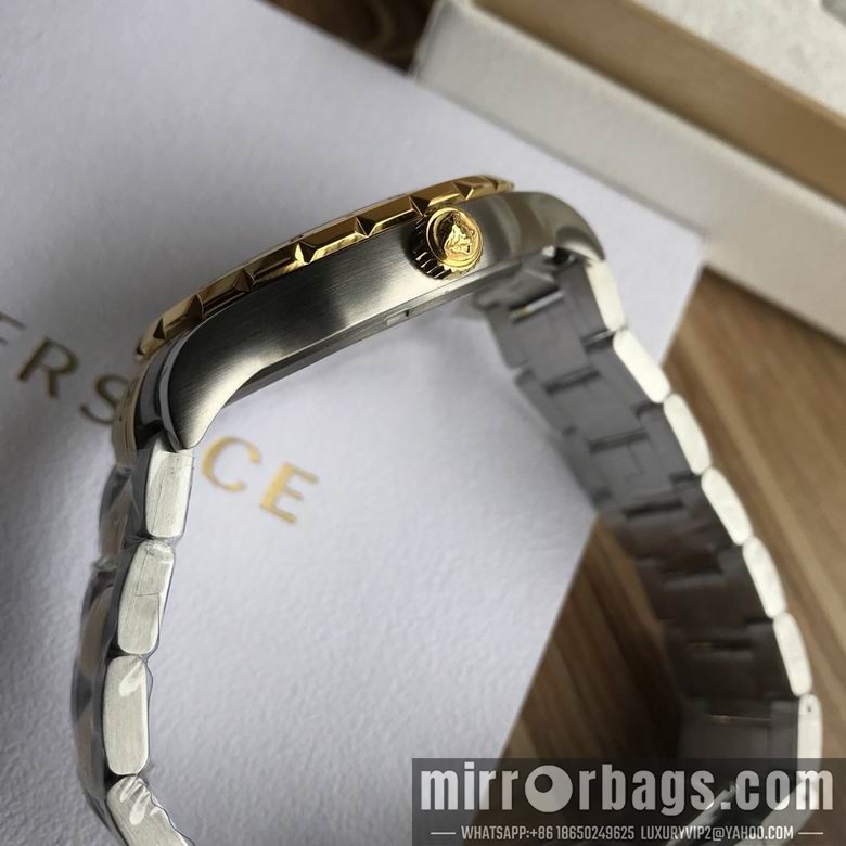 Replica Versace watch 43mm 33mm M18 Watch