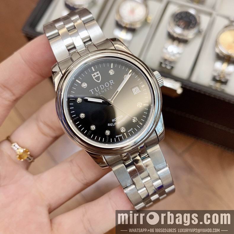 Replica Tudor watch 36mm M40 Watch