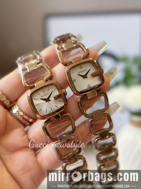 Replica Gucci 24X22.4mm 101433 Watch