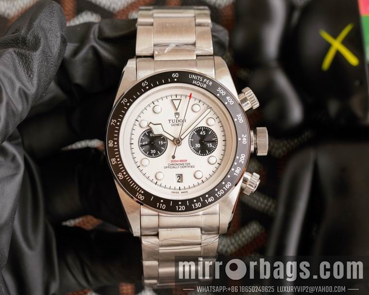 Replica Tudor men 42mm M09 Watch