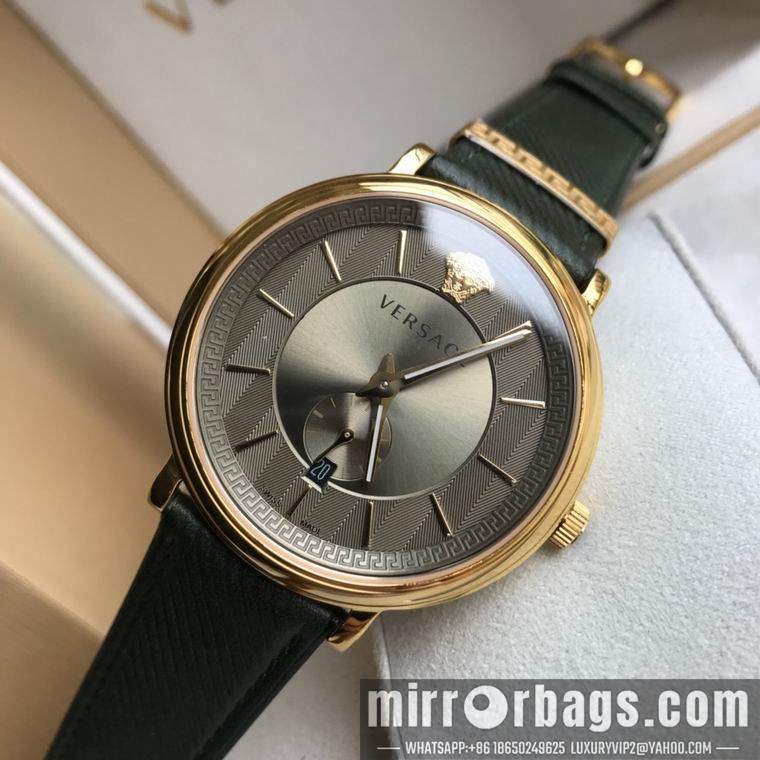 Replica Versace men 42mm M04 Watch