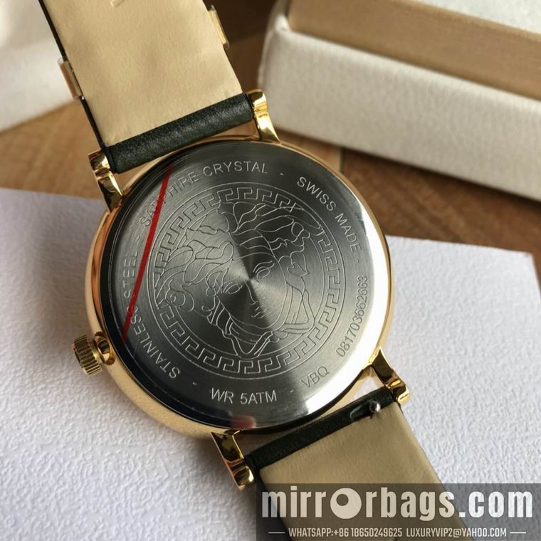 Replica Versace men 42mm M04 Watch