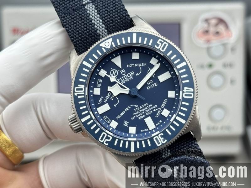 Replica Tudor 42mm 040910 Watch