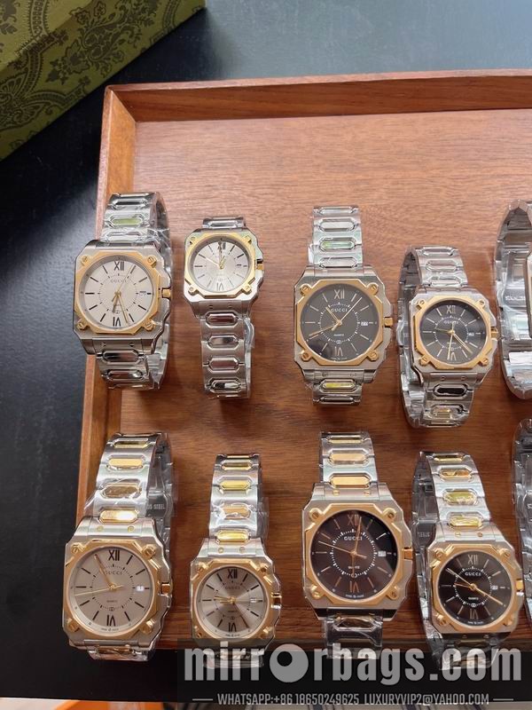 Replica Gucci man36mm woman30mm 071010 Watch