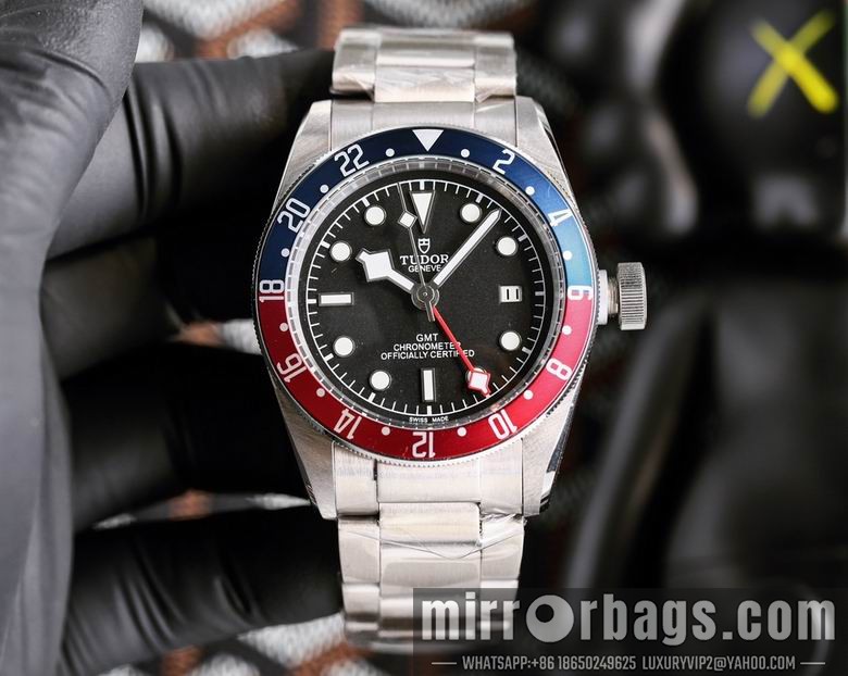Replica Tudor men 42mm M12 Watch