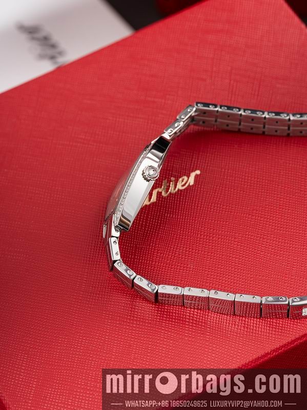 Replica Cartier 23X30mm 040918 Watch