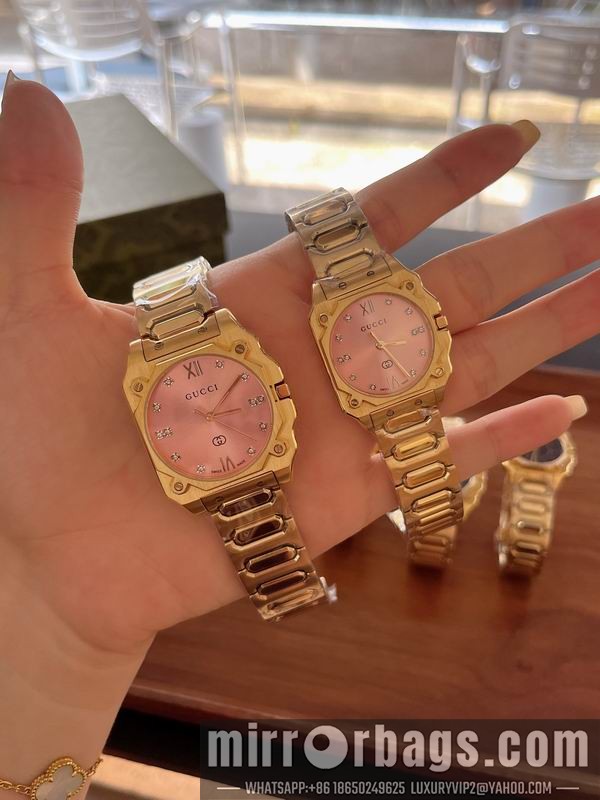Replica Gucci man36mm woman30mm 071010 Watch