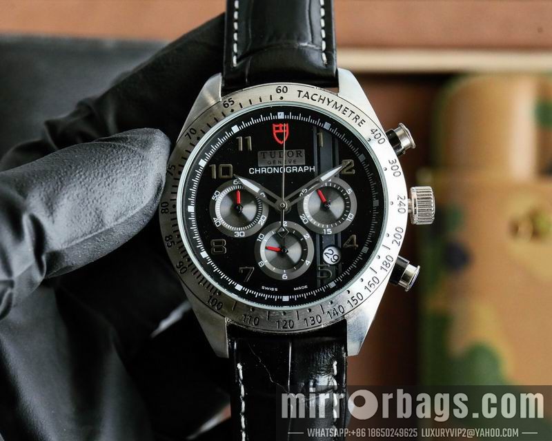 Replica Tudor 42mm 102473 Watch