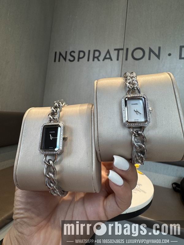 Replica Chanel 21X26mm 101502 Watch