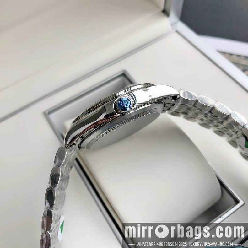 Replica Tudor men watch 110402 Watch