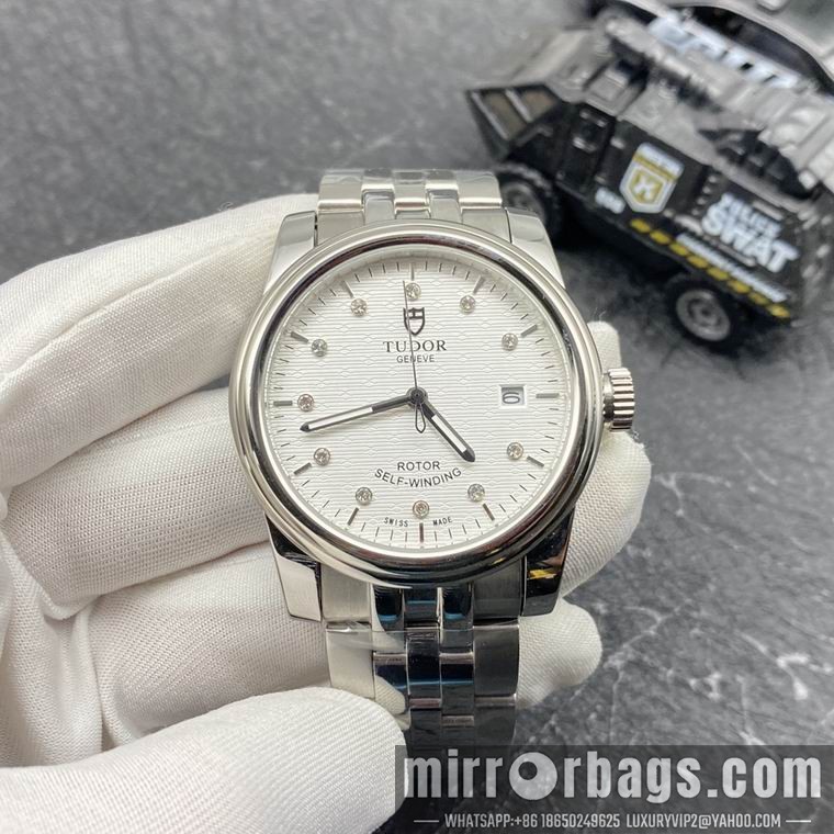 Replica Tudor men 40mm M07 Watch