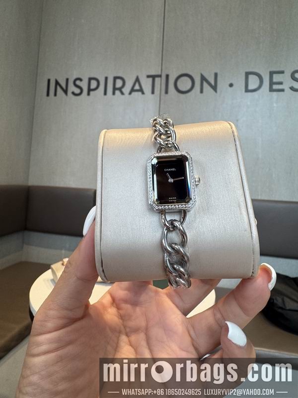 Replica Chanel 21X26mm 101502 Watch