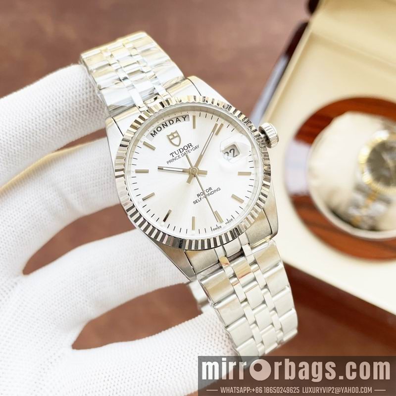 Replica Tudor 36X12mm 031702 Watch