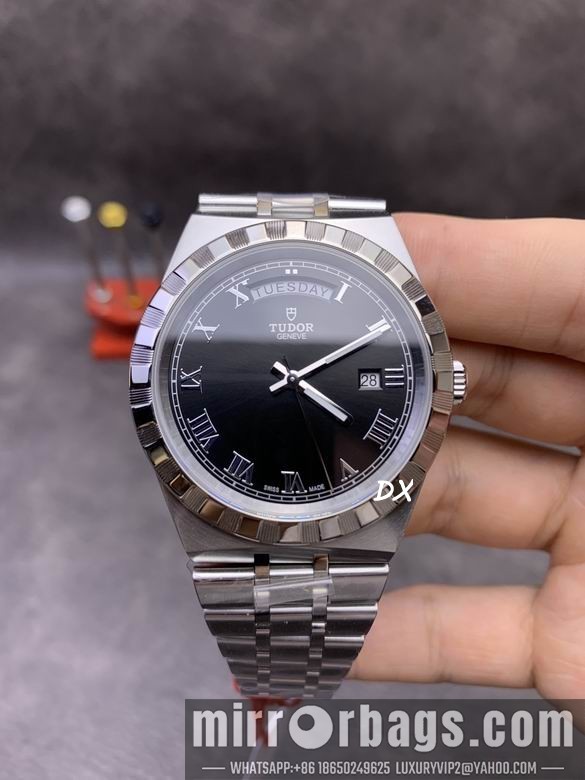 Replica Tudor 41mm 10nms66 Watch