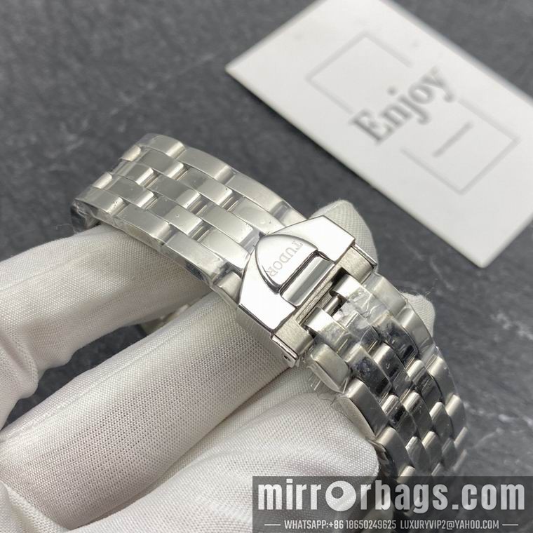 Replica Tudor men 40mm M07 Watch