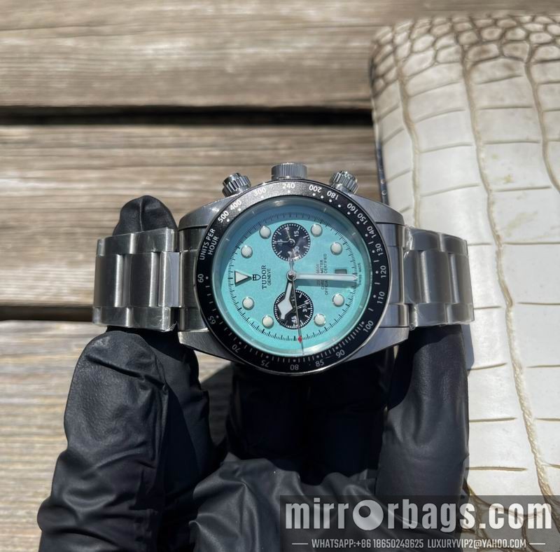 Replica Tudor 42mm 111428 Watch