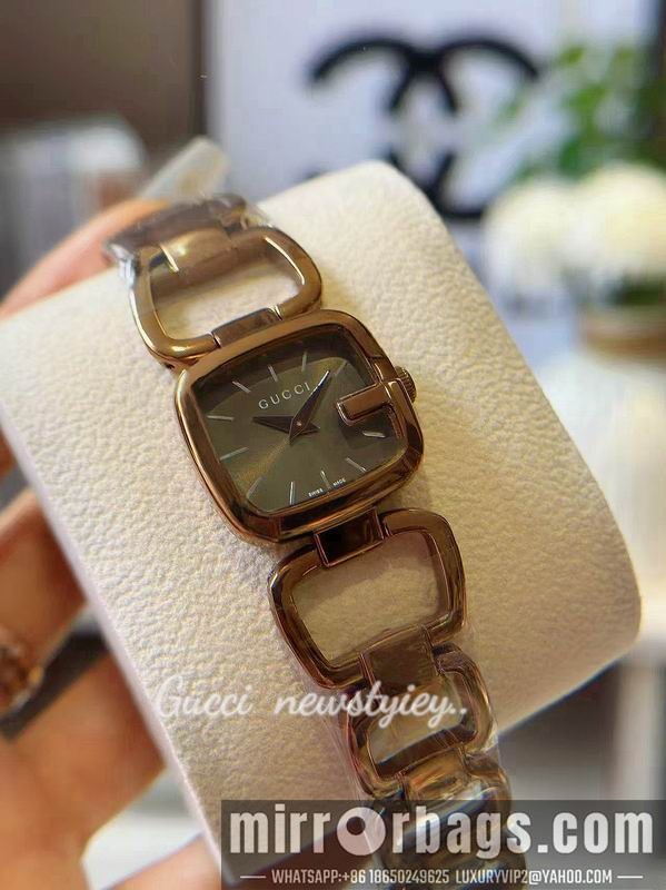 Replica Gucci 24X22.4mm 101433 Watch
