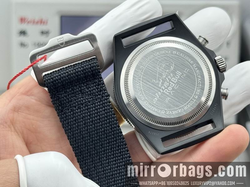 Replica Tudor 43mm 010531 Watch
