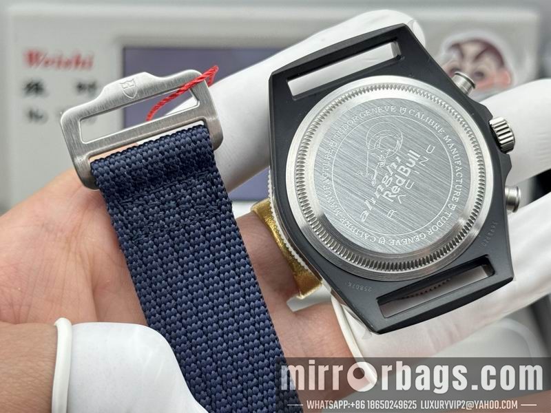 Replica Tudor 43mm 010531 Watch