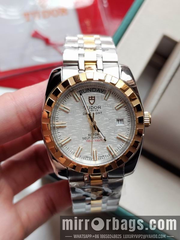 Replica Tudor watch 072432 Watch