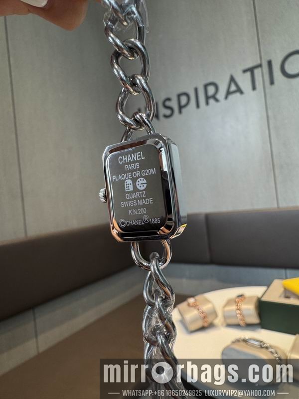 Replica Chanel 21X26mm 101502 Watch