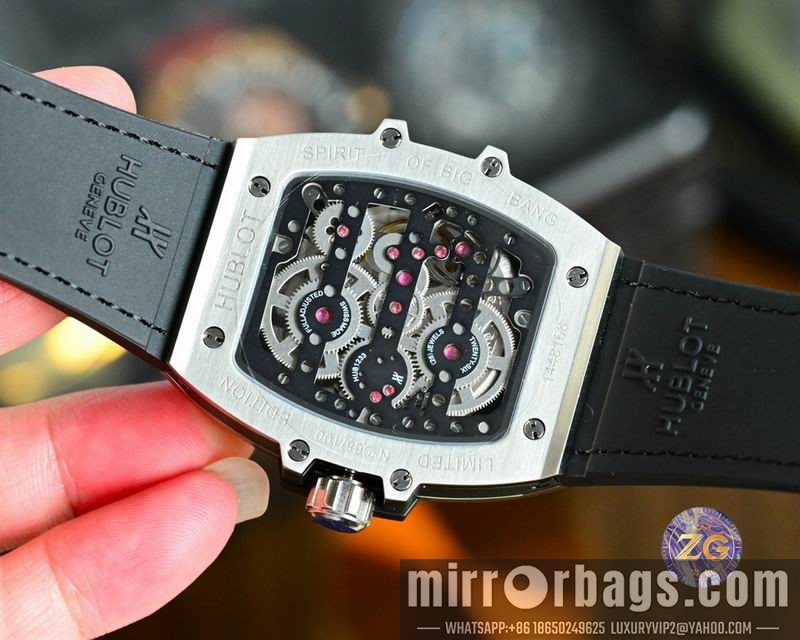 Replica Hublot 47X52mm 080676 Watch