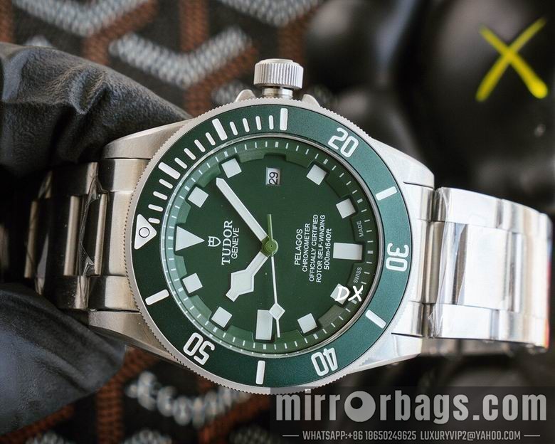 Replica Tudor 42mm 2nms51 Watch