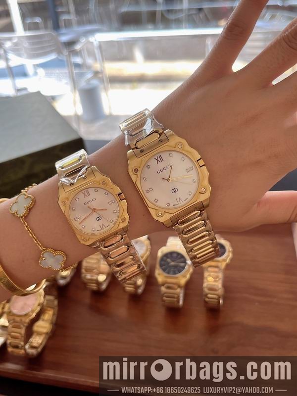 Replica Gucci man36mm woman30mm 071010 Watch