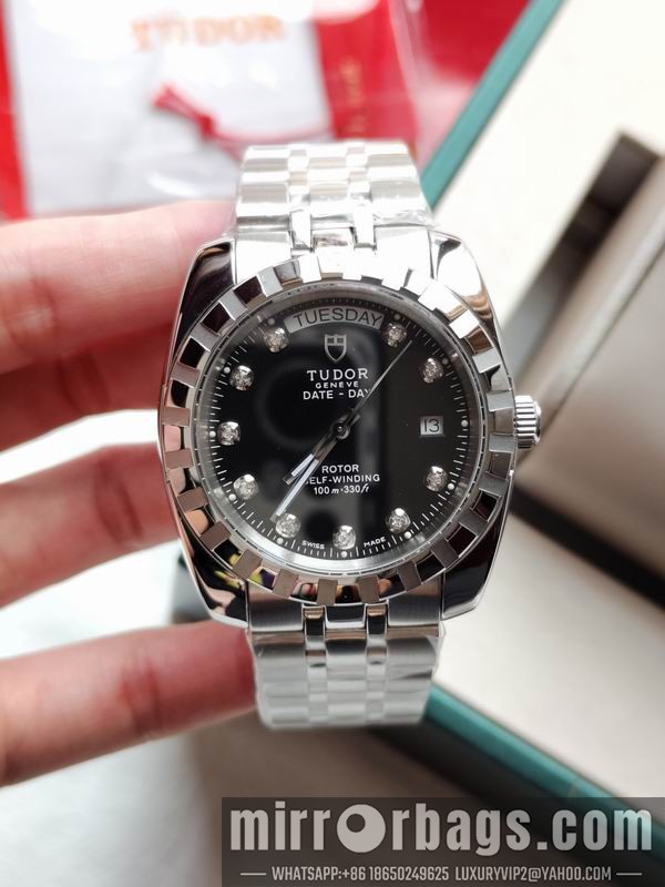 Replica Tudor watch 072433 Watch