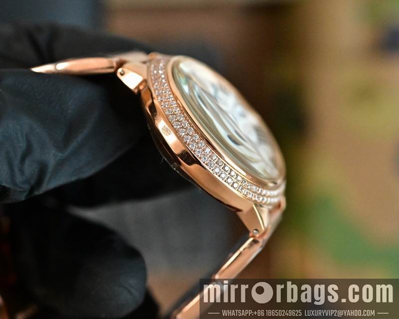 Replica Cartier 28mm 36mm 42mm 111448 Watch