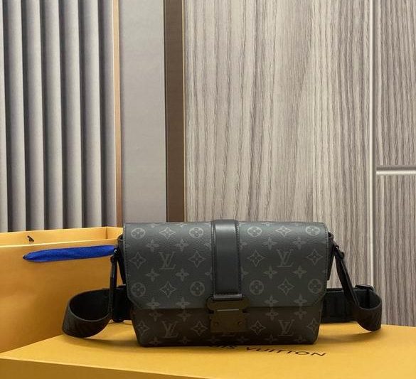 LV Replica Bags S-Hate M46794 28x16x10cm