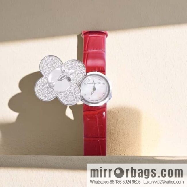 IMG_0964-800x800wxv1ypquh3a8980_20250625035911.jpg Louis Vuitton Ladies Watch Vivienne Bijou Secret Vivienne Mascot Quartz Movement Watch