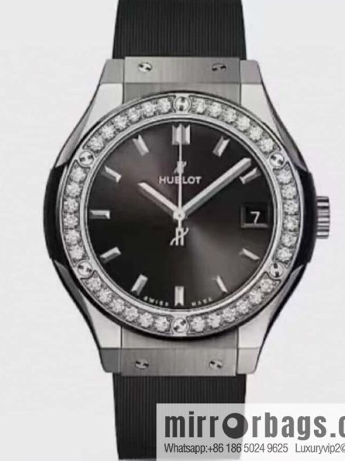 Hublot Classic Series, Hublot Women\'s 33mm Quartz High-End Watch