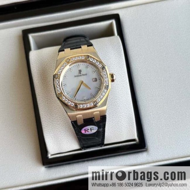 Alligator Leather RF Factory, Audemars Piguet Royal Oak Series Model 67601 Quartz Watch