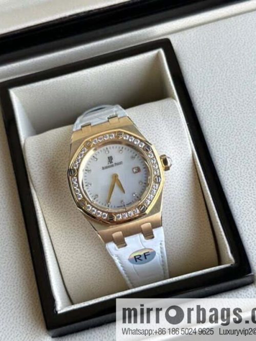 Alligator Leather RF Factory, Audemars Piguet Royal Oak Series Model 67601 Quartz Watch