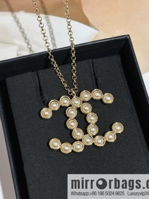 ❗️New ❗️ Chanel necklace ☀️ new ☑️ Chanel double c pearl necklace ☀️