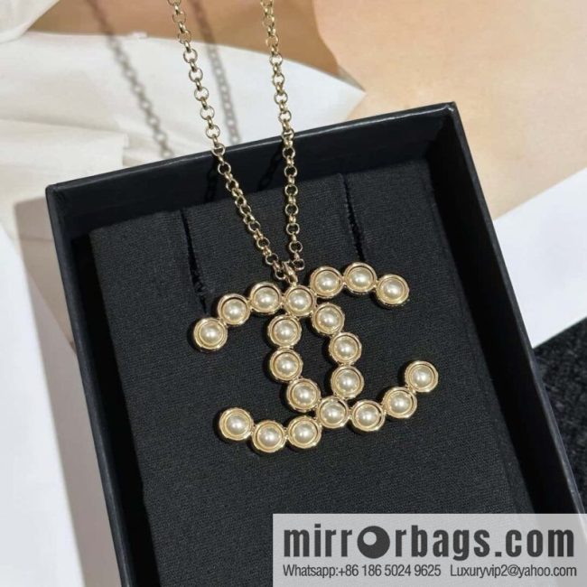 ❗️New ❗️ Chanel necklace ☀️ new ☑️ Chanel double c pearl necklace ☀️