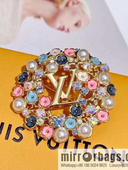 ❗️New ❗️ ☀ original ❤️☀ Louis Vuitton LV BOTANICA brooch ☀
